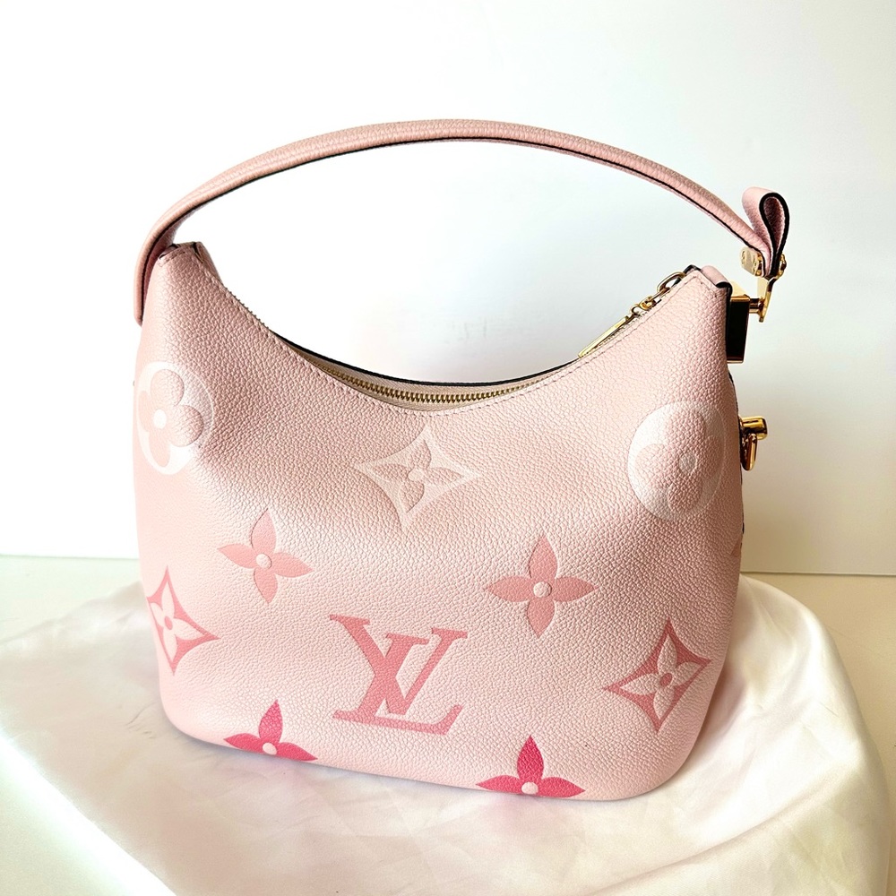 LOUIS VUITTON MARSHMALLOW M45697 (Special Limited Edition)
